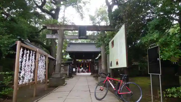 赤坂氷川神社の鳥居