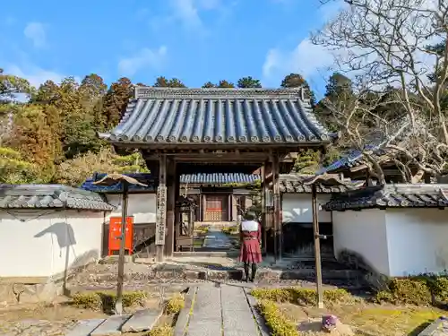 大池寺の山門