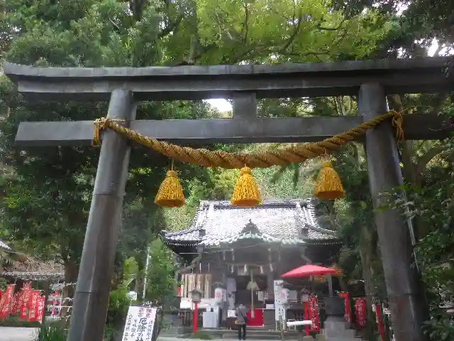 八雲神社(鎌倉・大町)の鳥居