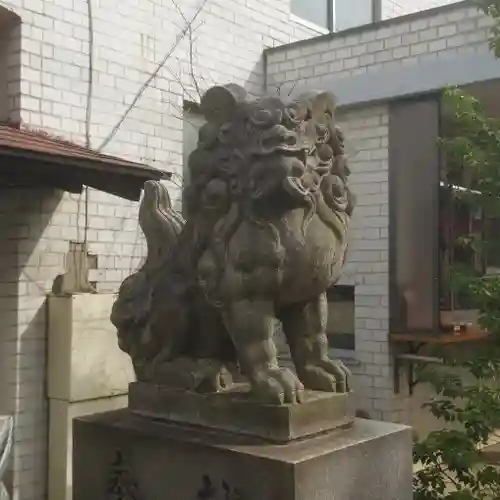 皆中稲荷神社の狛犬