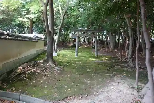 八幡神社の鳥居