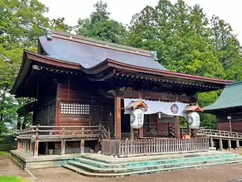 青森縣護國神社の本殿