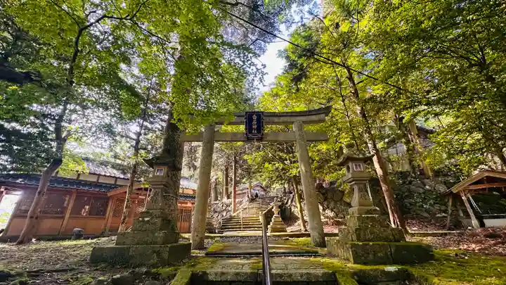 白石神社(福井県)