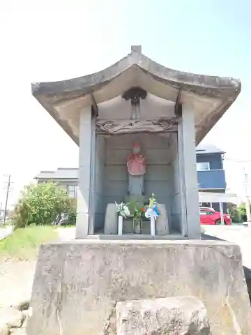 祠(地蔵)の地蔵