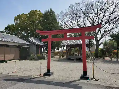 稲荷神社の鳥居