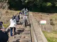 蚊野神社(皇大神宮摂社)・蚊野御前神社(皇大神宮摂社)の{uncategorized: "未分類", other: "その他", undefined: "問題あり", building: "その他建物", grave: "お墓", sacred_gate: "鳥居", guardian: "狛犬", statue: "像", buddha: "仏像", history: "歴史", nature: "自然", garden: "庭園", animal: "動物", pagoda: "塔", temizu: "手水舎", mountain_gate: "山門・神門", sanctuary: "本殿・本堂", subordinate: "末社・摂社", art: "芸術", scenery: "景色", jizo: "地蔵", ema: "絵馬", goshuin: "御朱印", omikuji: "おみくじ", items: "授与品その他", amulet: "お守り", goshuincho: "御朱印帳", eats: "食事", festival: "お祭り", votive_dance: "神楽", shichigosan: "七五三参", wedding: "結婚式", experience: "体験その他", initially: "初詣", around: "周辺", anti_infection: "感染症対策"}