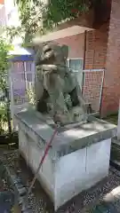 穏田神社の狛犬