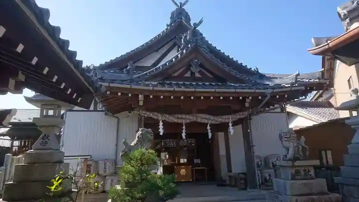 御嶽神社茅萱宮の本殿・本堂