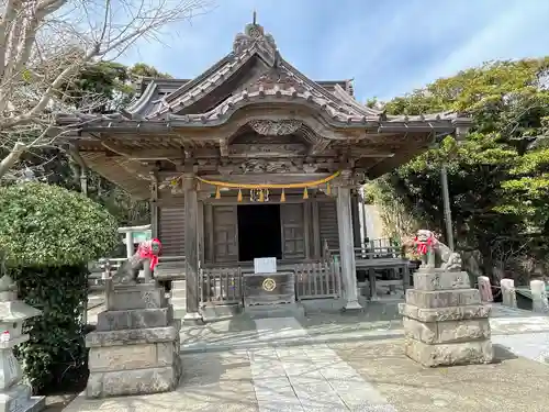 小動神社の本殿・本堂