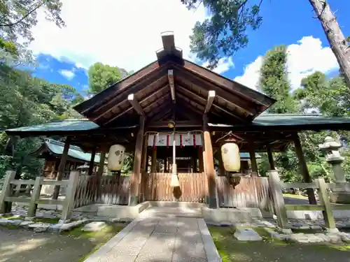 木嶋坐天照御魂神社の本殿・本堂