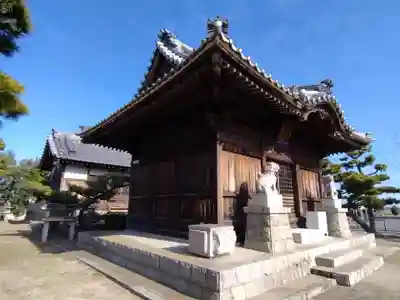 新政成神社の本殿・本堂