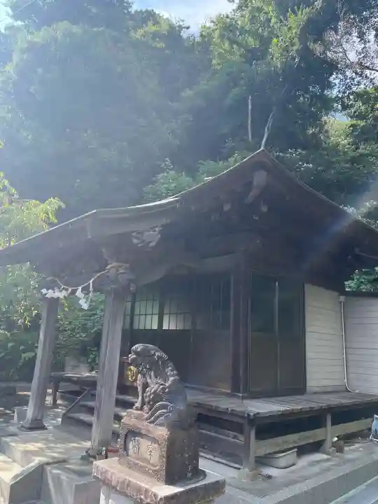 円覚寺の{uncategorized: "未分類", other: "その他", undefined: "問題あり", building: "その他建物", grave: "お墓", sacred_gate: "鳥居", guardian: "狛犬", statue: "像", buddha: "仏像", history: "歴史", nature: "自然", garden: "庭園", animal: "動物", pagoda: "塔", temizu: "手水舎", mountain_gate: "山門・神門", sanctuary: "本殿・本堂", subordinate: "末社・摂社", art: "芸術", scenery: "景色", jizo: "地蔵", ema: "絵馬", goshuin: "御朱印", omikuji: "おみくじ", items: "授与品その他", amulet: "お守り", goshuincho: "御朱印帳", eats: "食事", festival: "お祭り", votive_dance: "神楽", shichigosan: "七五三参", wedding: "結婚式", experience: "体験その他", initially: "初詣", around: "周辺", anti_infection: "感染症対策"}