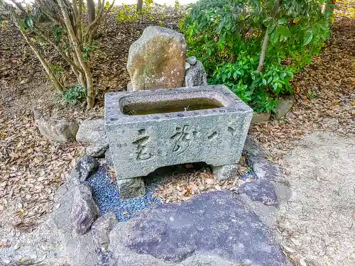 八龍社の手水舎