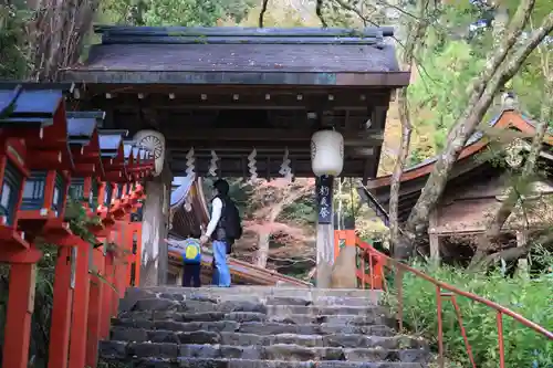 貴船神社の山門・神門