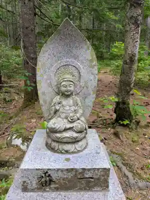 白金滝不動尊(北海道)