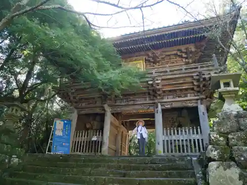 竹林寺の山門