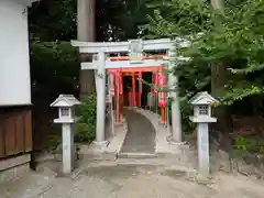 立志神社の末社