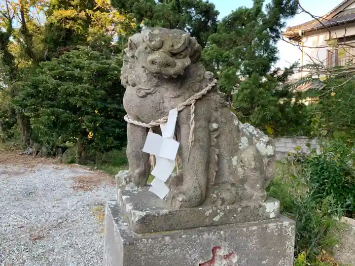 八幡神社の狛犬