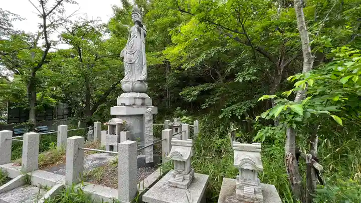 丸山観音(兵庫県)