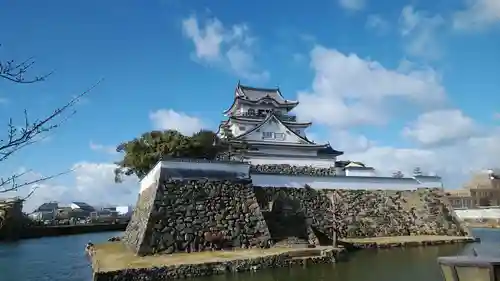 岸城神社の周辺
