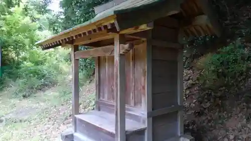 真南条下稲荷神社のその他建物