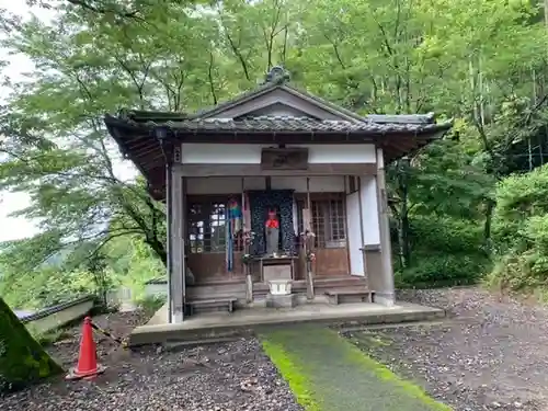 龍福寺の末社