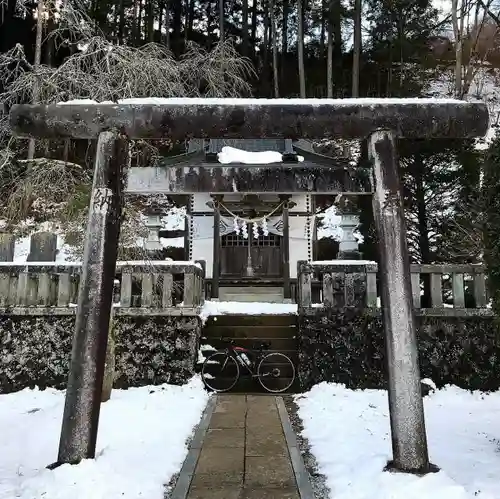 御嶽山神社の鳥居