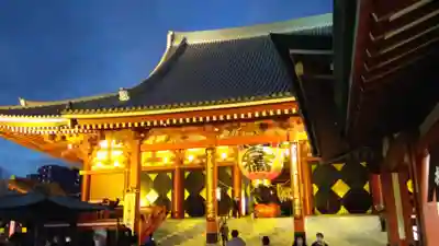 浅草寺の本殿・本堂