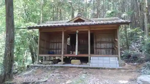 真南条下八幡神社のその他建物