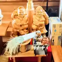 彌彦神社 (伊夜日子神社)の像