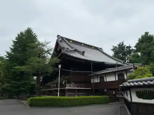 寛永寺(根本中堂)の{uncategorized: "未分類", other: "その他", undefined: "問題あり", building: "その他建物", grave: "お墓", sacred_gate: "鳥居", guardian: "狛犬", statue: "像", buddha: "仏像", history: "歴史", nature: "自然", garden: "庭園", animal: "動物", pagoda: "塔", temizu: "手水舎", mountain_gate: "山門・神門", sanctuary: "本殿・本堂", subordinate: "末社・摂社", art: "芸術", scenery: "景色", jizo: "地蔵", ema: "絵馬", goshuin: "御朱印", omikuji: "おみくじ", items: "授与品その他", amulet: "お守り", goshuincho: "御朱印帳", eats: "食事", festival: "お祭り", votive_dance: "神楽", shichigosan: "七五三参", wedding: "結婚式", experience: "体験その他", initially: "初詣", around: "周辺", anti_infection: "感染症対策"}