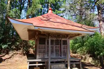 荒井馬頭観音堂の本殿・本堂