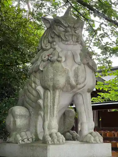 寒川神社の狛犬