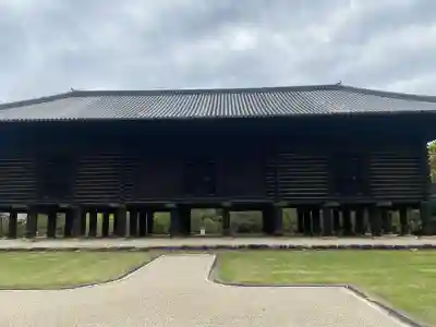 杉本神社（正倉院境内社）の{uncategorized: "未分類", other: "その他", undefined: "問題あり", building: "その他建物", grave: "お墓", sacred_gate: "鳥居", guardian: "狛犬", statue: "像", buddha: "仏像", history: "歴史", nature: "自然", garden: "庭園", animal: "動物", pagoda: "塔", temizu: "手水舎", mountain_gate: "山門・神門", sanctuary: "本殿・本堂", subordinate: "末社・摂社", art: "芸術", scenery: "景色", jizo: "地蔵", ema: "絵馬", goshuin: "御朱印", omikuji: "おみくじ", items: "授与品その他", amulet: "お守り", goshuincho: "御朱印帳", eats: "食事", festival: "お祭り", votive_dance: "神楽", shichigosan: "七五三参", wedding: "結婚式", experience: "体験その他", initially: "初詣", around: "周辺", anti_infection: "感染症対策"}