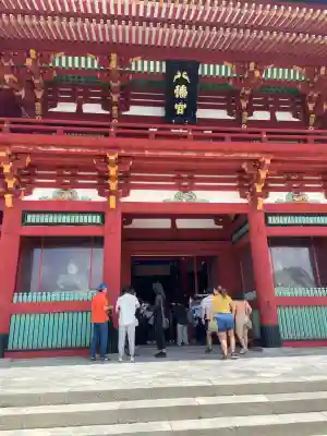 鶴岡八幡宮の本殿・本堂