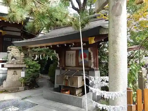 鵲森宮の手水舎