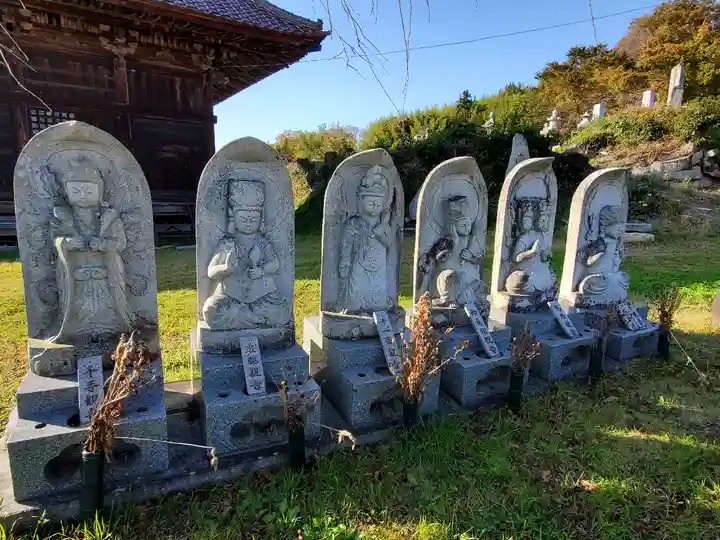 高松山観音寺の地蔵