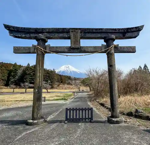 人穴浅間神社(静岡県)