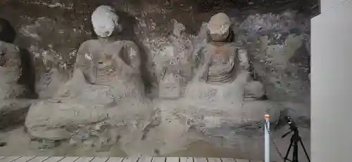 大悲山の石仏(福島県)