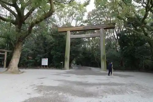 熱田神宮の鳥居