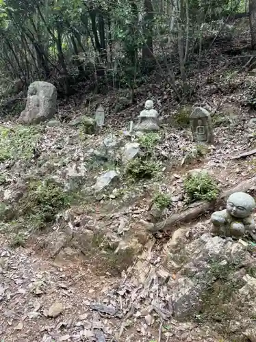 京都帝釈天の仏像