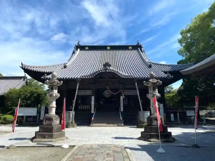 鑁阿寺の本殿・本堂