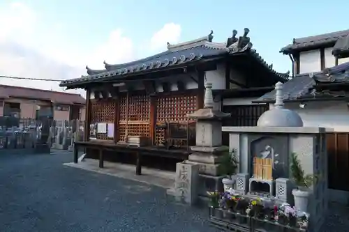 城興寺の本殿・本堂