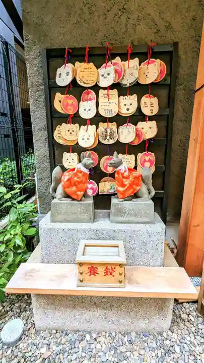 五十稲荷神社(栄寿稲荷神社)の末社・摂社