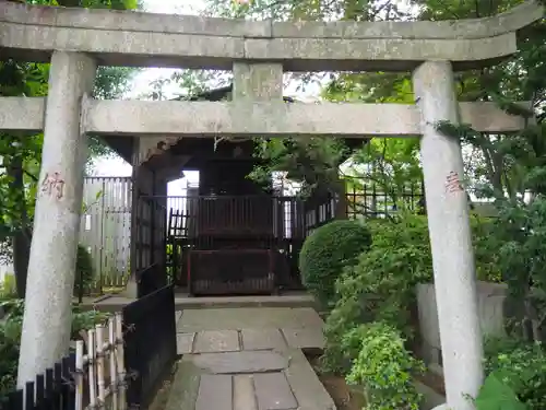 白山神社の鳥居