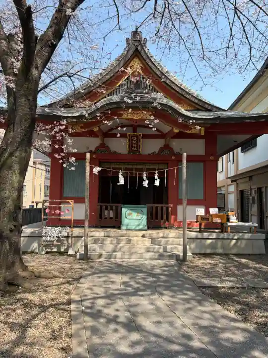 浅草富士浅間神社の{uncategorized: "未分類", other: "その他", undefined: "問題あり", building: "その他建物", grave: "お墓", sacred_gate: "鳥居", guardian: "狛犬", statue: "像", buddha: "仏像", history: "歴史", nature: "自然", garden: "庭園", animal: "動物", pagoda: "塔", temizu: "手水舎", mountain_gate: "山門・神門", sanctuary: "本殿・本堂", subordinate: "末社・摂社", art: "芸術", scenery: "景色", jizo: "地蔵", ema: "絵馬", goshuin: "御朱印", omikuji: "おみくじ", items: "授与品その他", amulet: "お守り", goshuincho: "御朱印帳", eats: "食事", festival: "お祭り", votive_dance: "神楽", shichigosan: "七五三参", wedding: "結婚式", experience: "体験その他", initially: "初詣", around: "周辺", anti_infection: "感染症対策"}