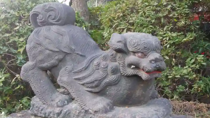 東大島神社の狛犬