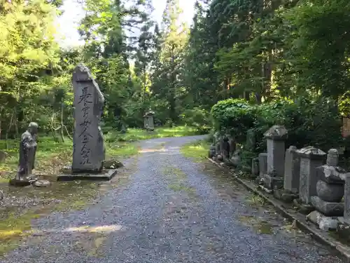 羽黒山荒澤寺のその他建物