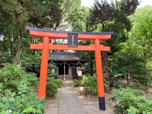 射楯兵主神社の末社・摂社