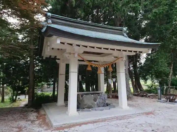 貴船神社(東保見町)の手水舎